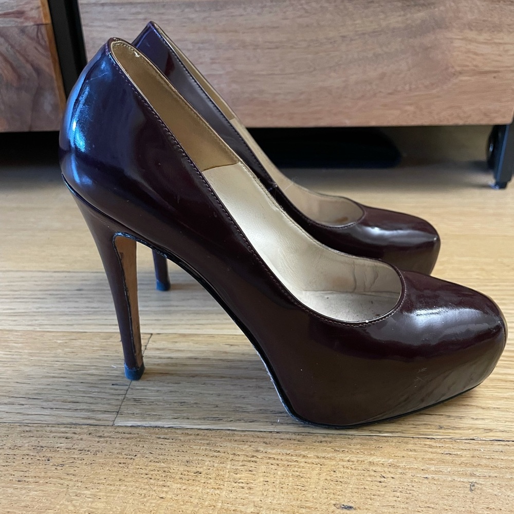 Brian Atwood Maroon Pumps (sz 6, hidden platform)